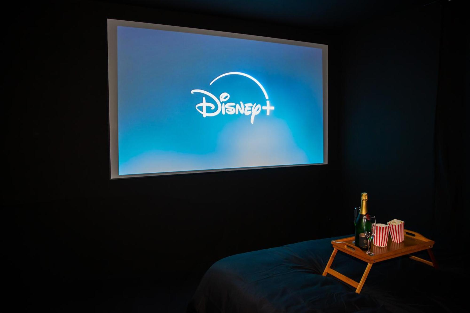 マリニー＝レ＝コンピエーニュ Cinema Prive-Compiegne - Sitiviaヴィラ エクステリア 写真